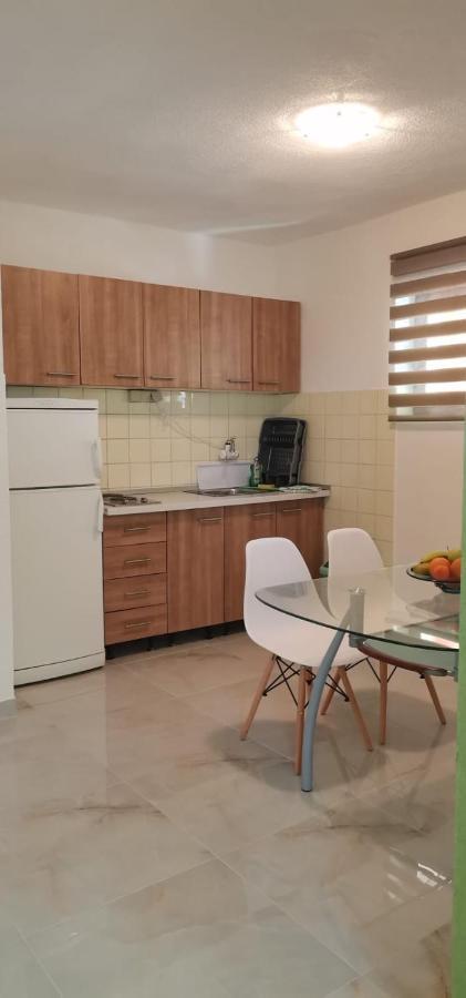 Apartments Mate Baška Voda Zewnętrze zdjęcie